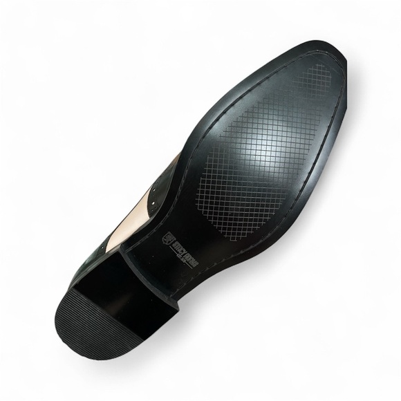 Stacy Adams Two-Tone Black and White Oxfords main image 5